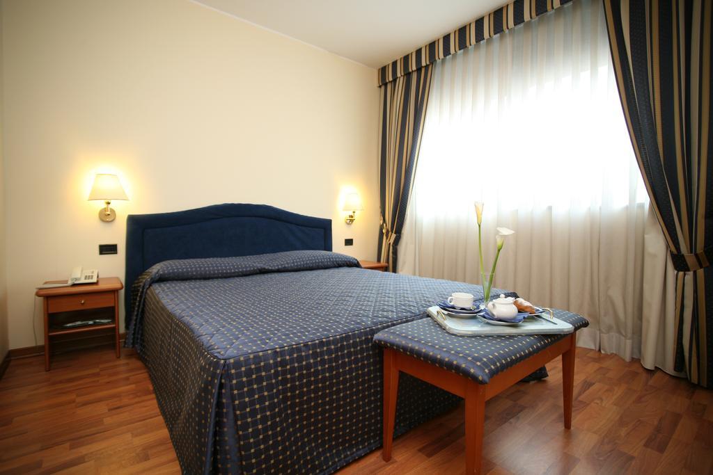 Hotel Executive Meeting & Events Udine Dış mekan fotoğraf