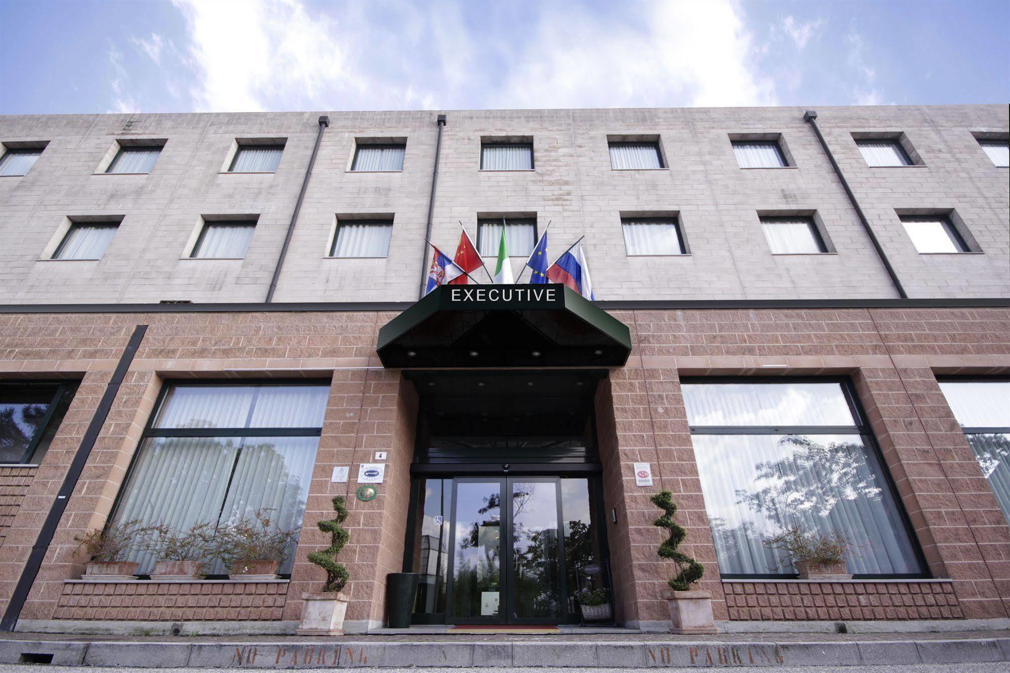Hotel Executive Meeting & Events Udine Dış mekan fotoğraf