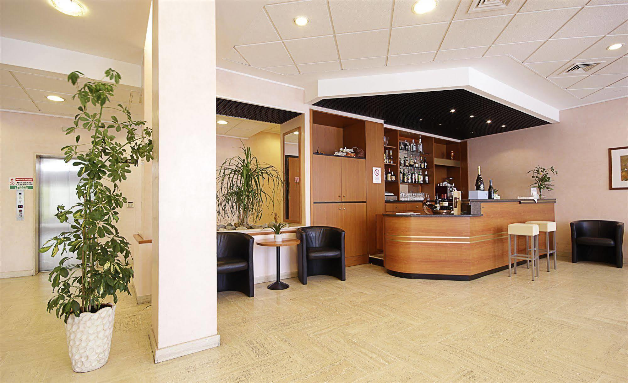 Hotel Executive Meeting & Events Udine Dış mekan fotoğraf